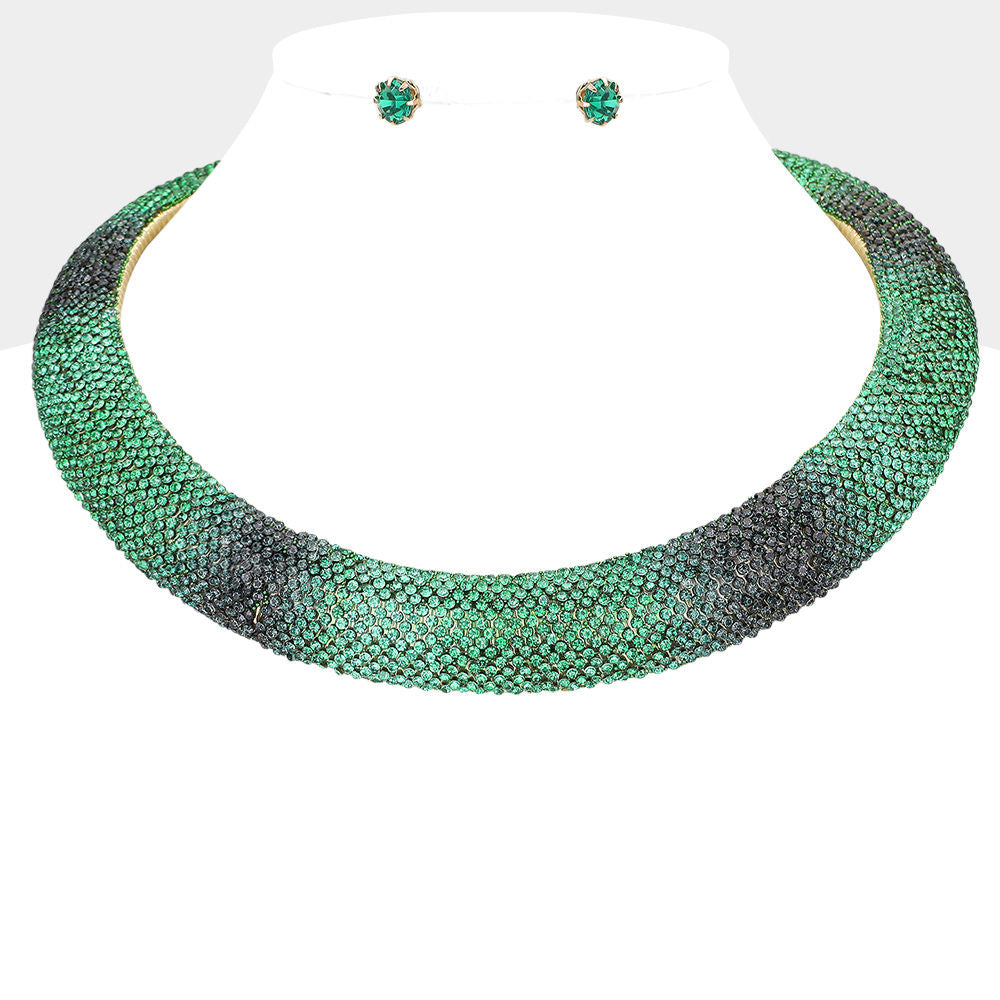 Collar Pave Green Stone Torque Necklace for Women